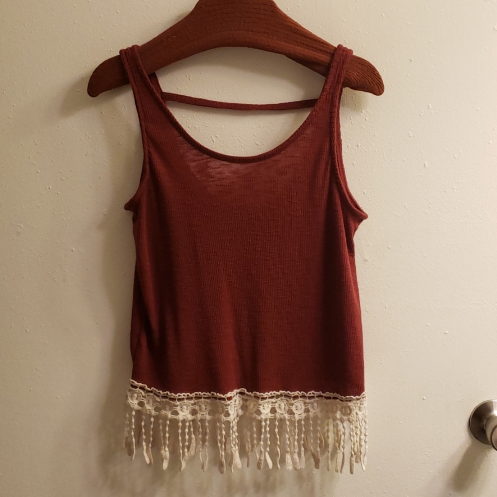 Fringe, deep red, crop top